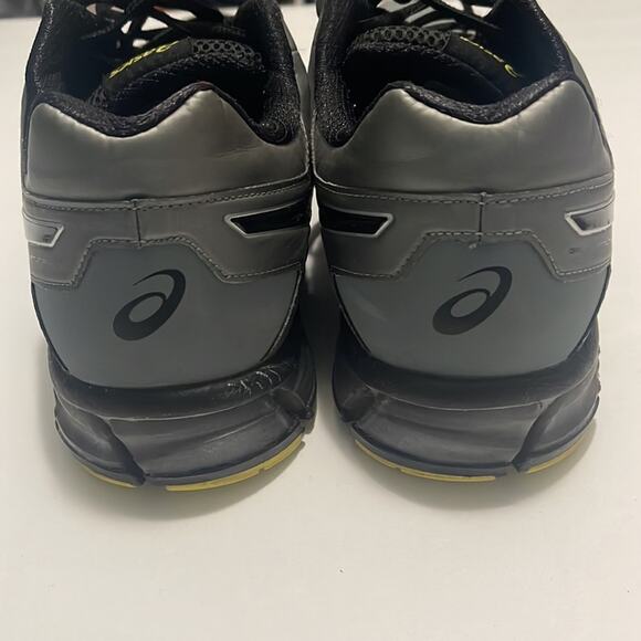 ASICS Gel Quantum 180 Size 11.0 Grey Black with Yellow Green Soles - Picture 8 of 9